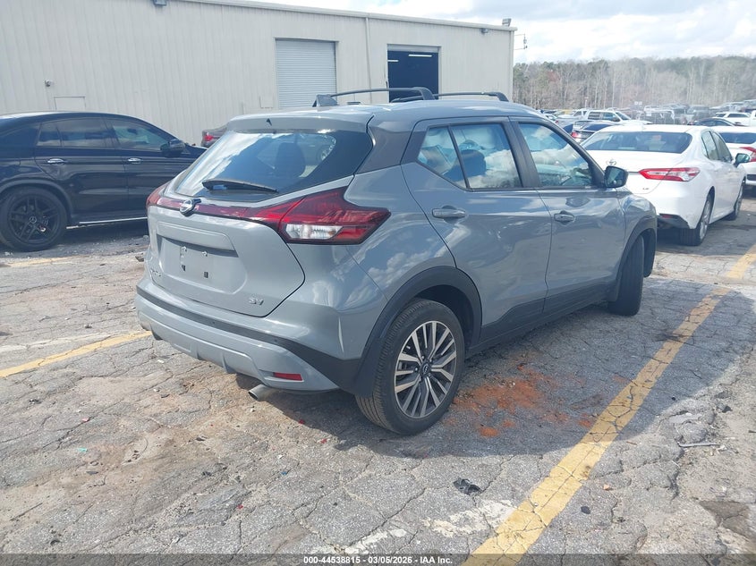 2023 Nissan Kicks Sv Xtronic Cvt