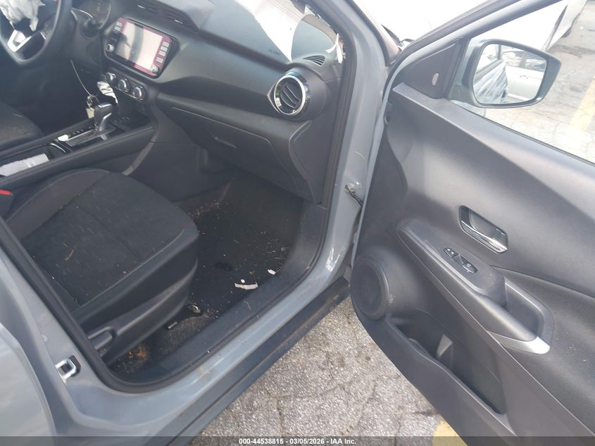 2023 Nissan Kicks Sv Xtronic Cvt