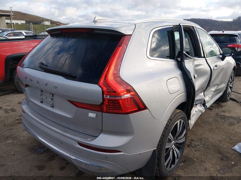 2022 Volvo Xc60 Recharge Plug-In Hybrid T8 Inscription
