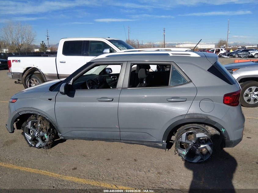 2023 Hyundai Venue Sel VIN: KMHRC8A33PU218373 Lot: 44538969