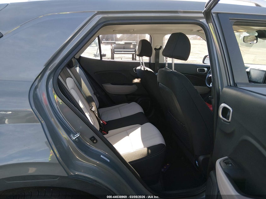 2023 Hyundai Venue Sel VIN: KMHRC8A33PU218373 Lot: 44538969