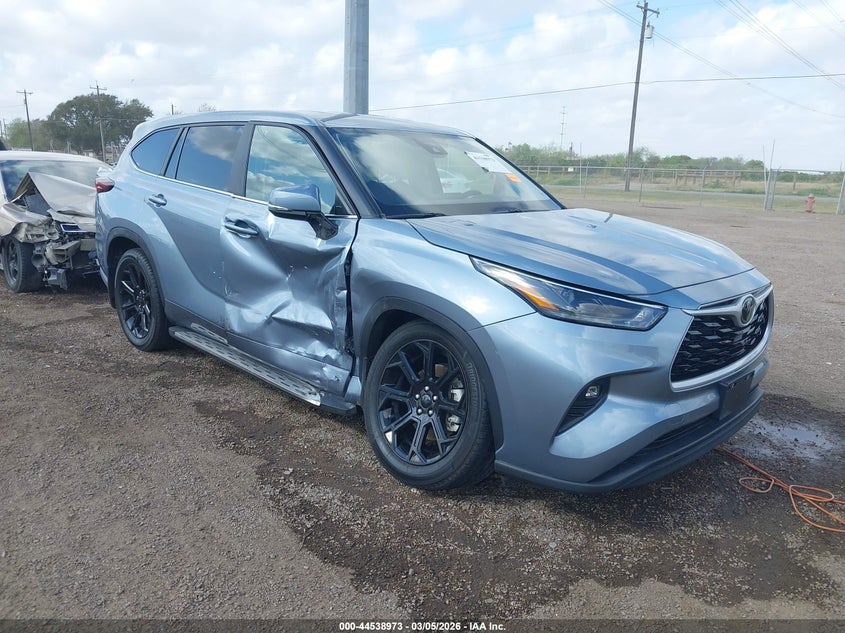 2024 Toyota Highlander Le