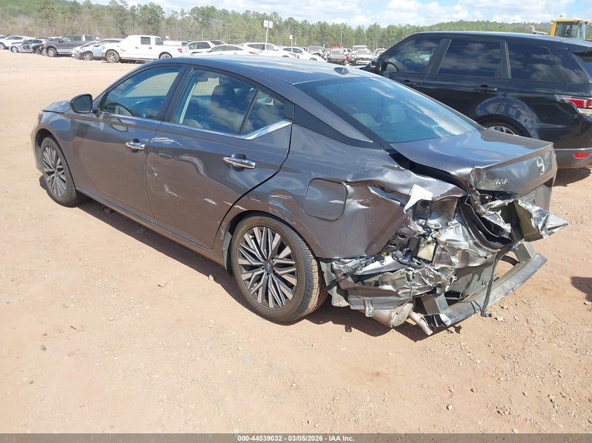 2024 Nissan Altima Sv Fwd