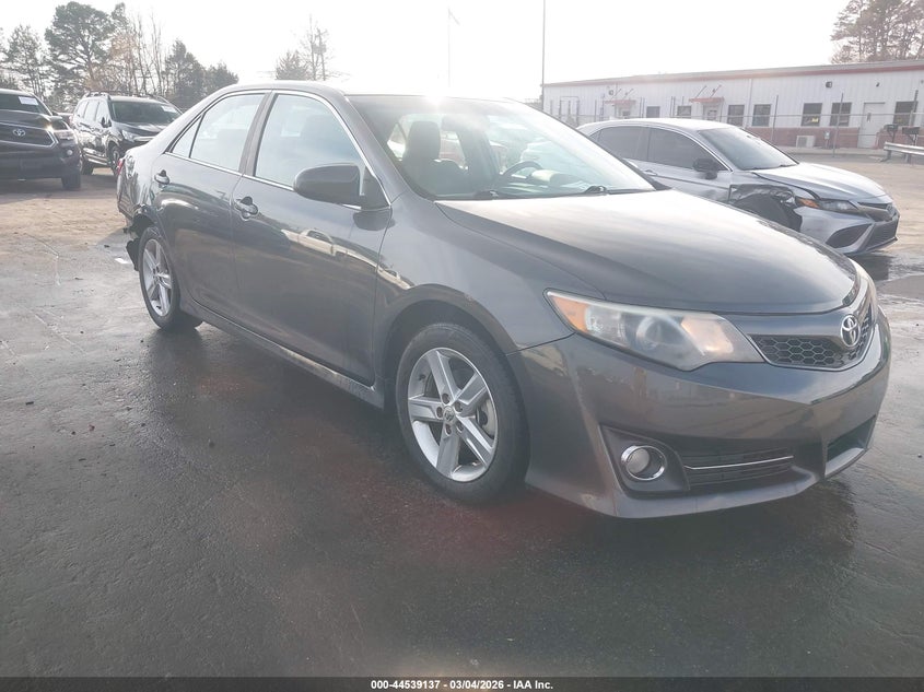 2013 Toyota Camry Se