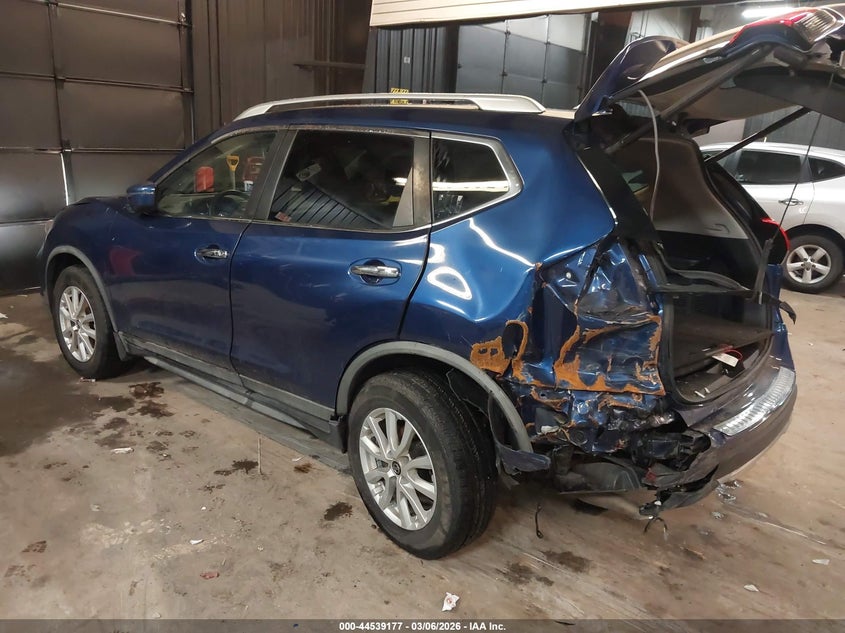 2018 Nissan Rogue Sv