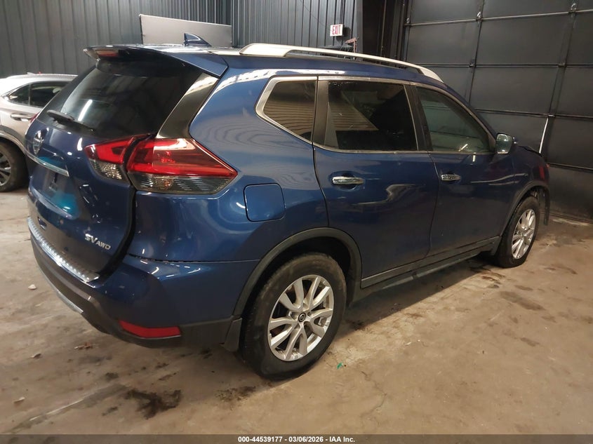 2018 Nissan Rogue Sv