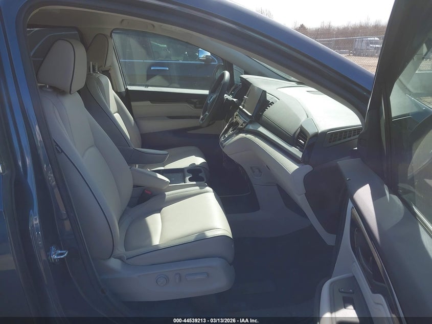 2025 Honda Odyssey Touring