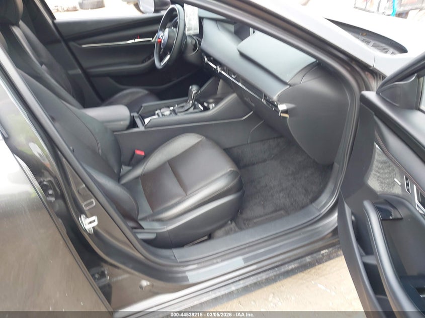 2022 Mazda Mazda3 Premium