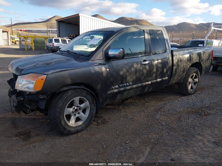 2005 Nissan Titan Se