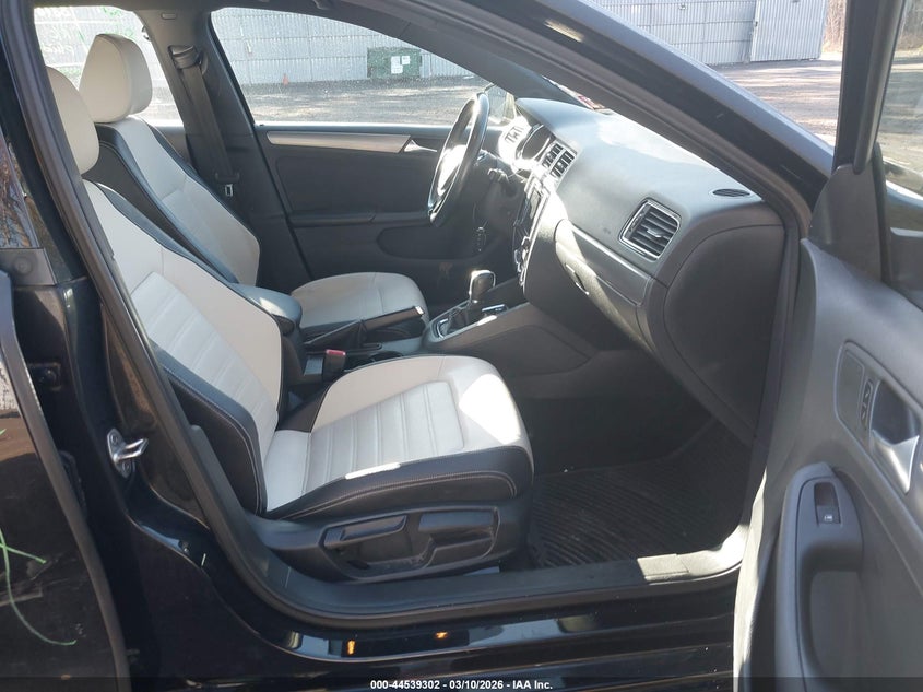 2016 Volkswagen Jetta 1.8T Sport