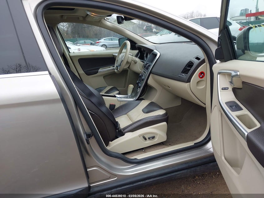 2012 Volvo Xc60 T6 Platinum