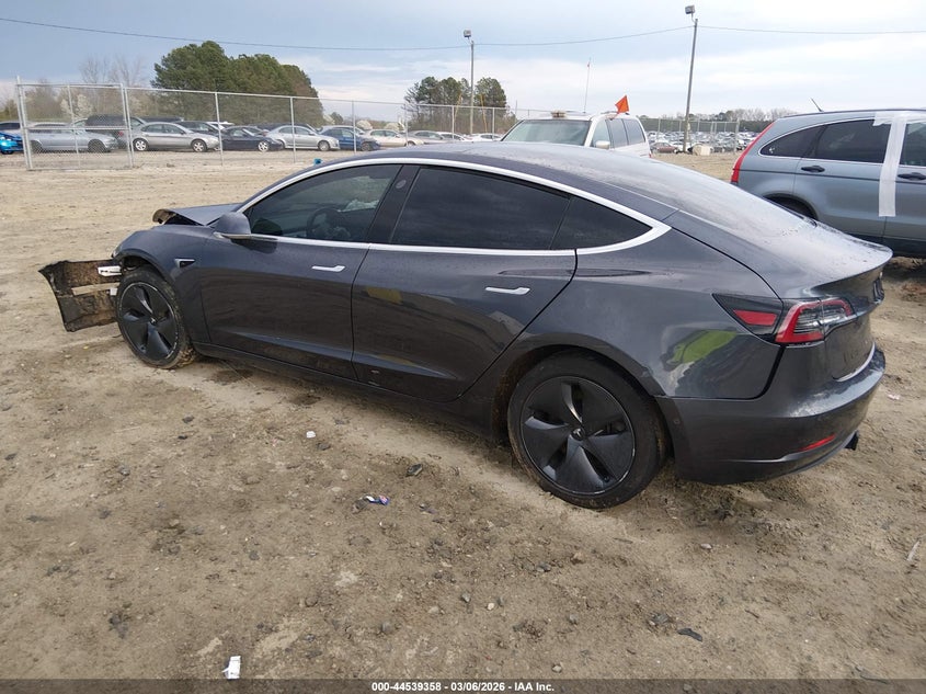 Vin: 5yj3e1eb3jf114401, lot: 45036181, tesla model 3 long range/performance 20183