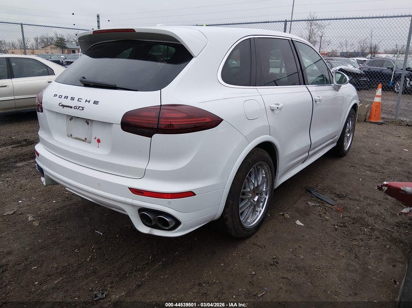 2016 Porsche Cayenne Gts
