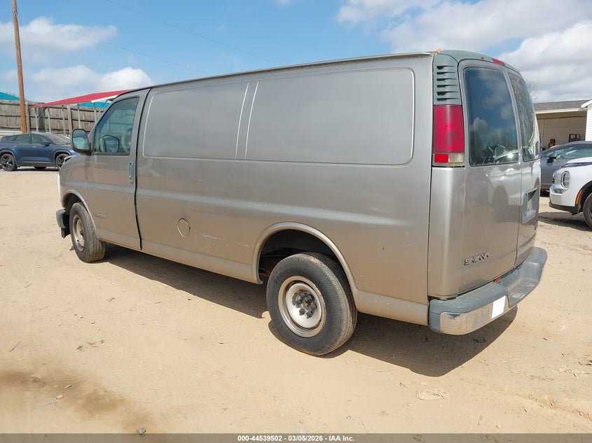 2001 GMC Savana Standard