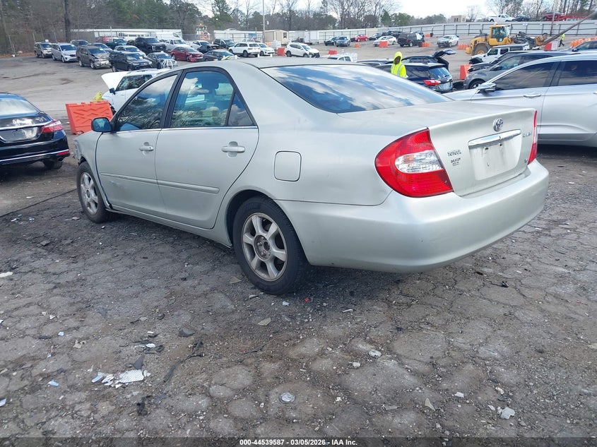 2003 Toyota Camry Le V6