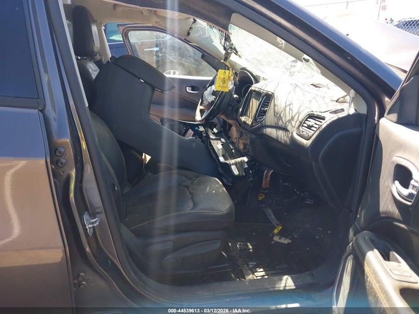 2020 Jeep Compass Limited Fwd