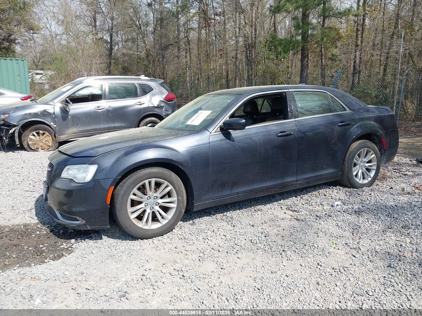 2018 Chrysler 300 Touring L
