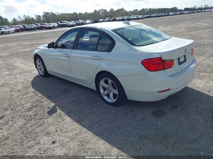 2015 BMW 320I · Фото 3