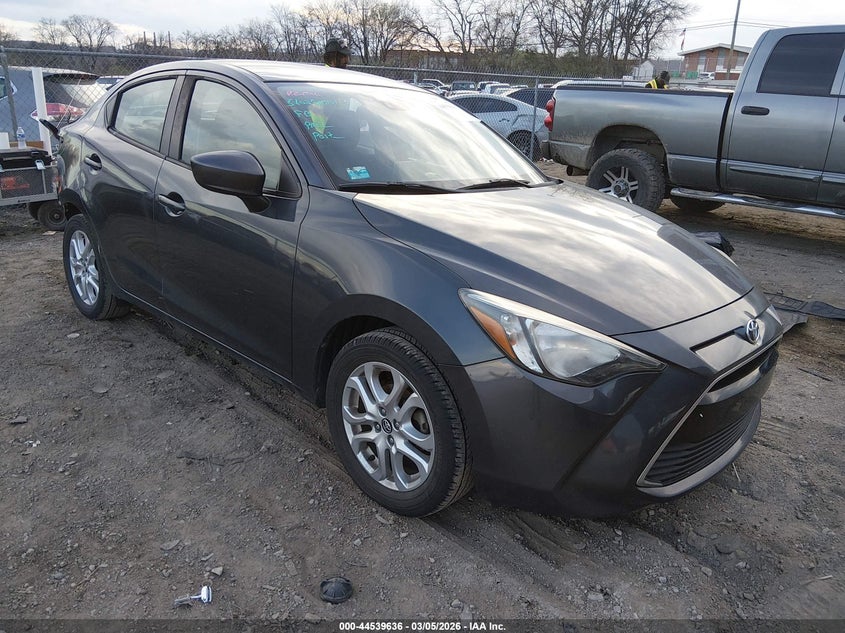 2017 TOYOTA YARIS IA