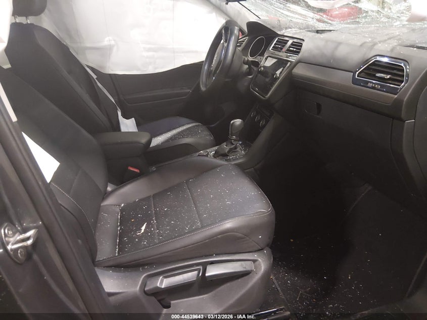 2019 Volkswagen Tiguan 2.0T Se/2.0T Sel/2.0T Sel R-Line/2.0T Sel R-Line Black