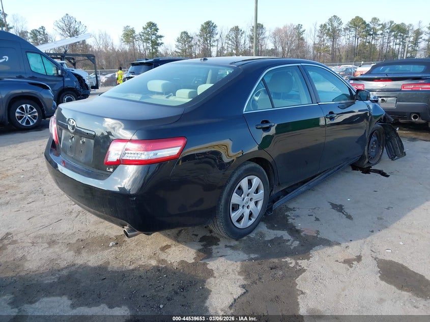 2011 Toyota Camry Le