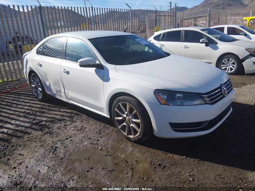 2015 VOLKSWAGEN PASSAT 1.8T WOLFSBURG EDITION