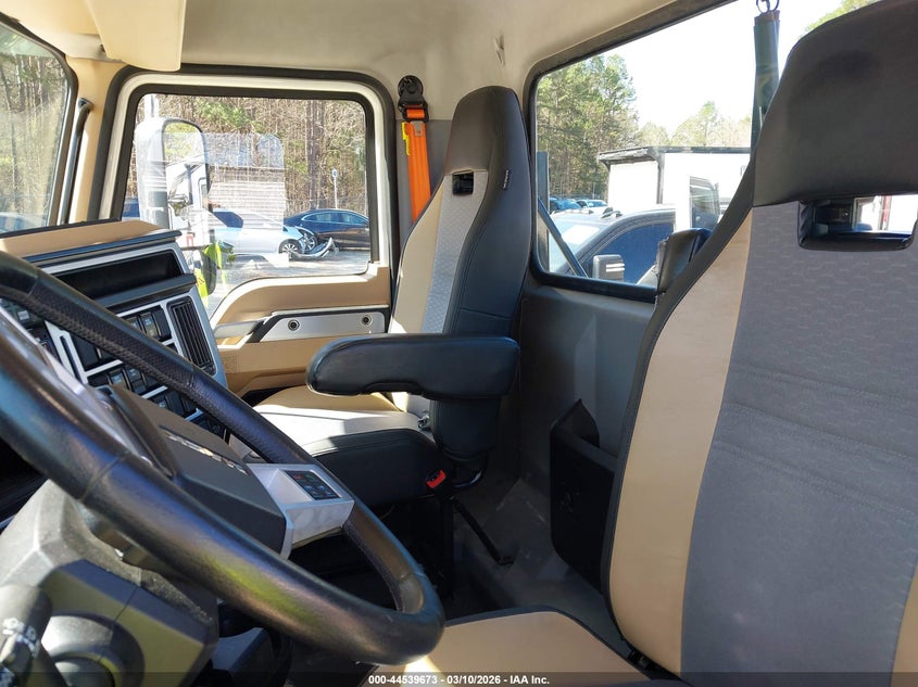 2021 OTHER MACK PINNACLE TRUCK N/A