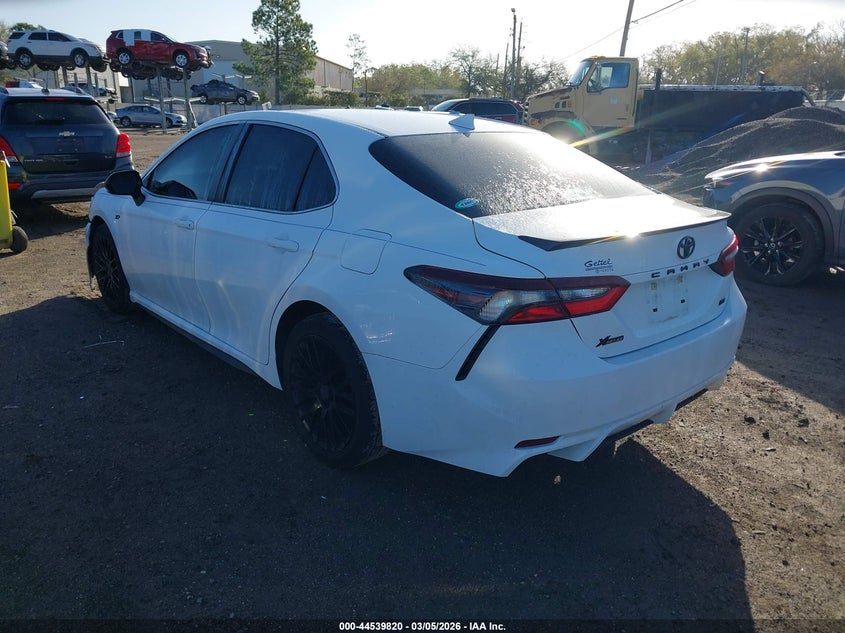 2021 TOYOTA CAMRY auction photo 3