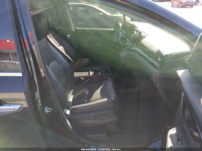 2018 Honda Odyssey Elite