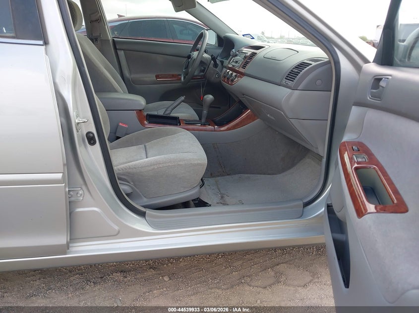 2002 Toyota Camry Le V6