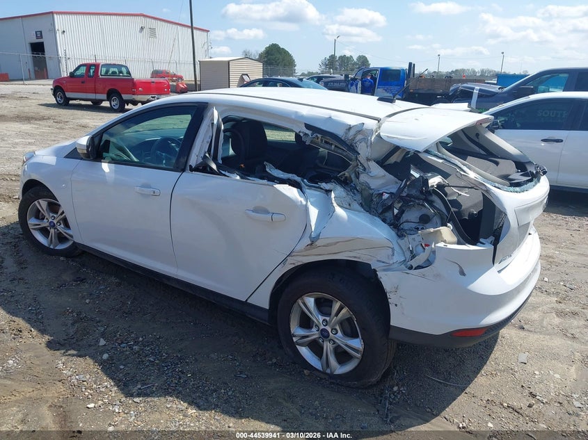 2013 FORD FOCUS SE · Фото 6