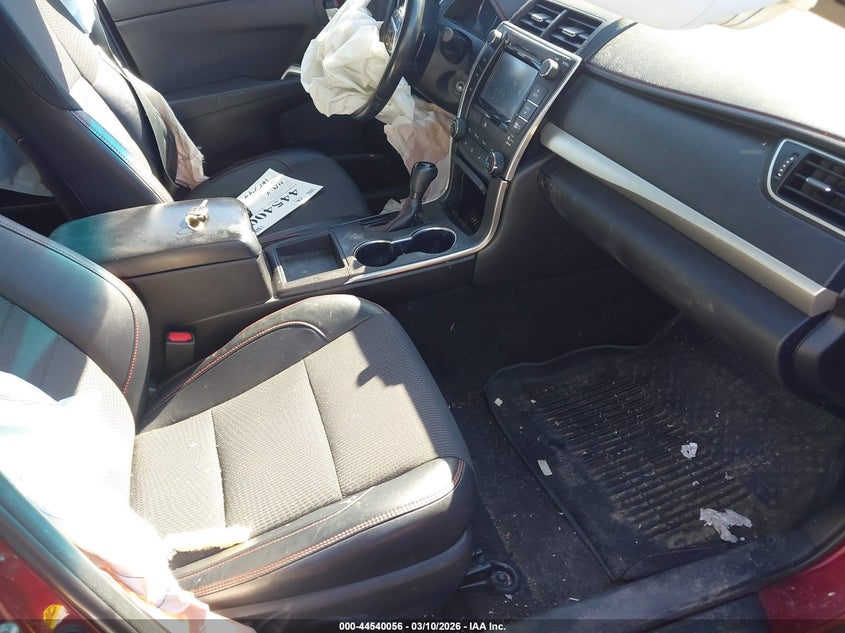 2016 Toyota Camry Se