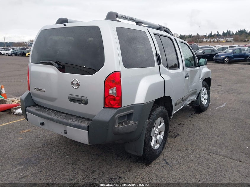 2012 Nissan Xterra S