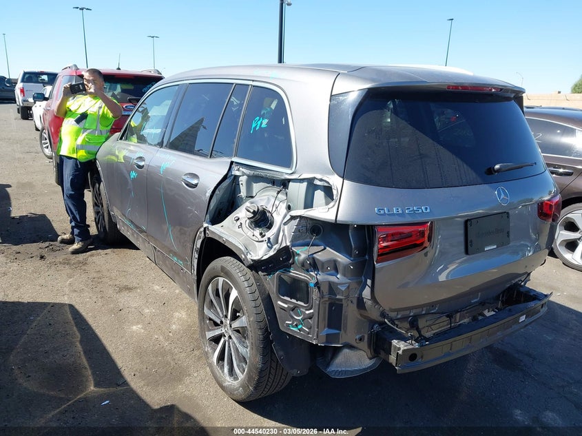 2021 Mercedes-Benz Glb 250