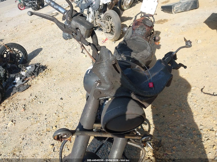 1999 Yamaha Xvs65 A VIN: JYAVM01E9XA008375 Lot: 44540255