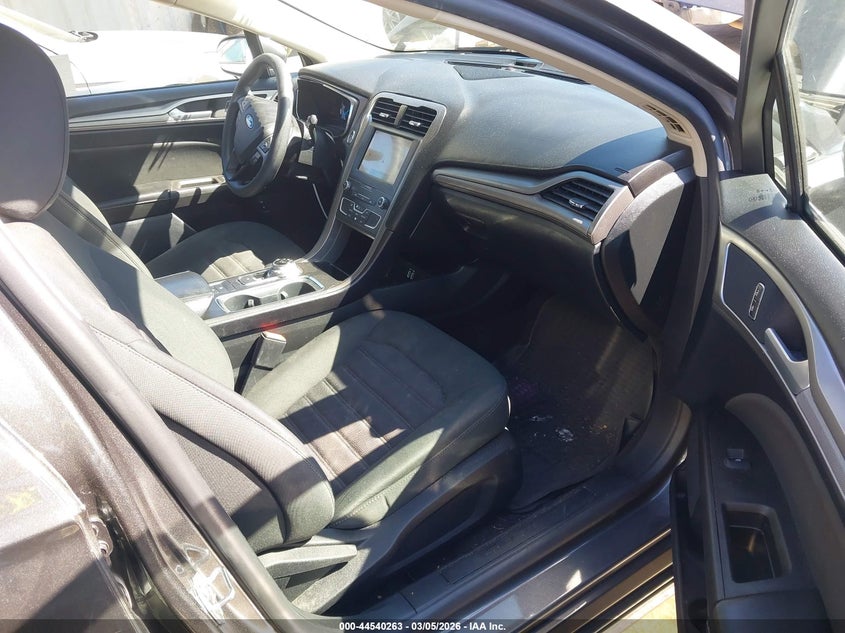 2020 Ford Fusion Hybrid Se