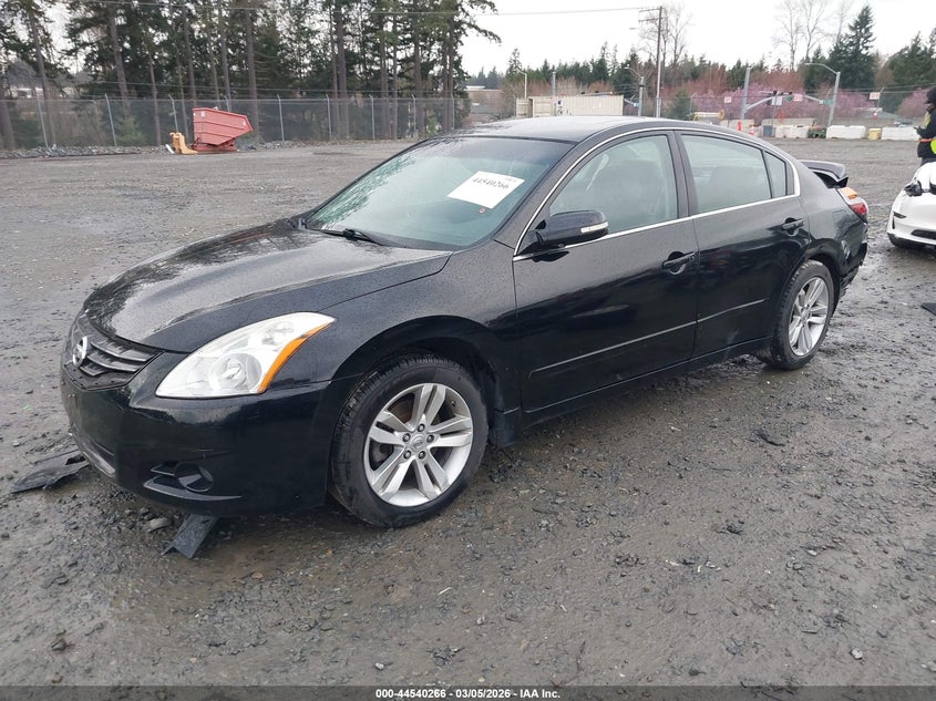 2010 Nissan Altima 3.5 Sr