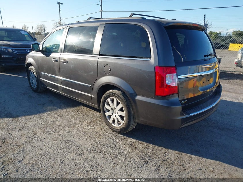 2015 Chrysler Town & Country Touring