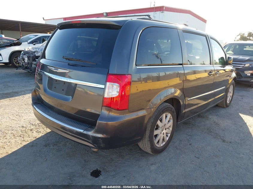 2015 Chrysler Town & Country Touring