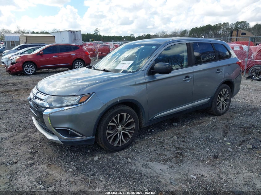2016 Mitsubishi Outlander Es