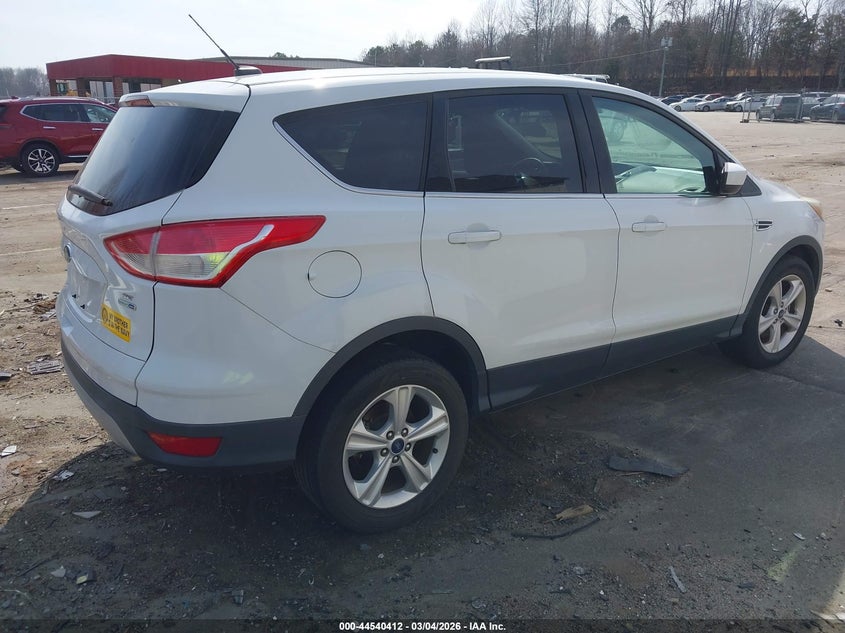 2015 Ford Escape Se