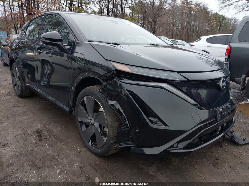 2024 Nissan Ariya Platinum+