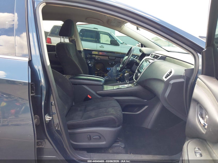 2017 Nissan Murano Sv