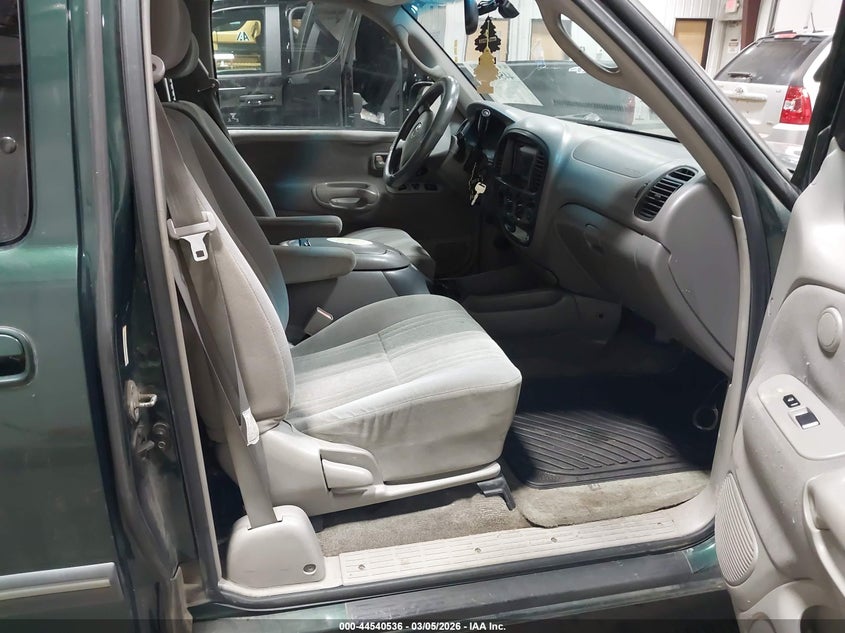 2004 Toyota Tundra Sr5 V8