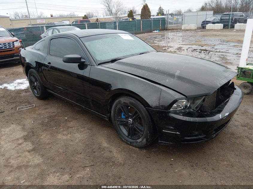 2013 Ford Mustang V6