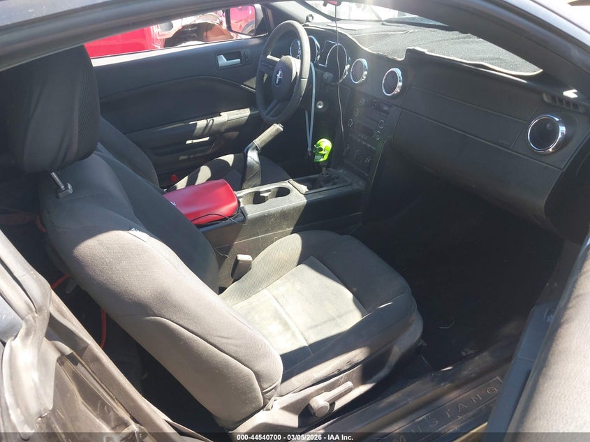 2009 Ford Mustang V6/V6 Premium