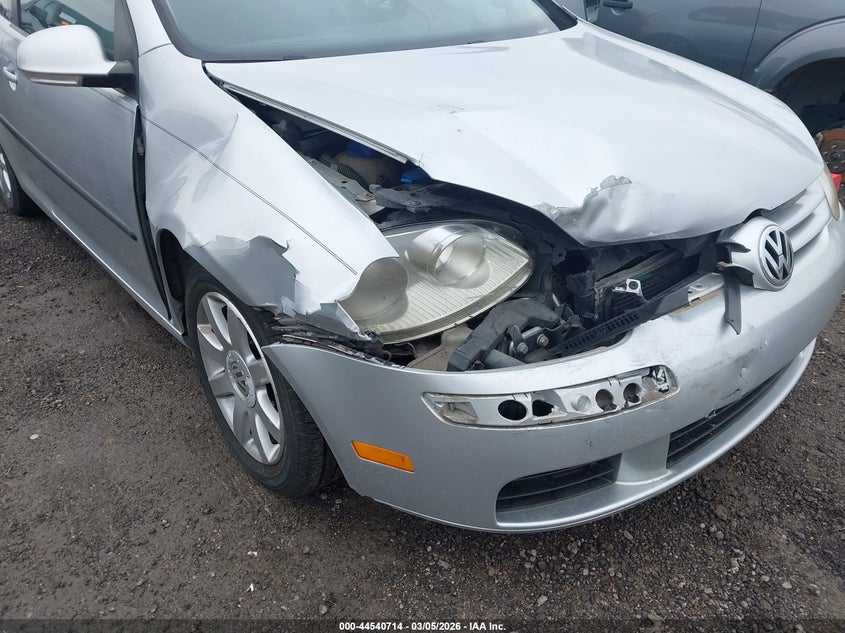 2007 Volkswagen Rabbit 2-Door VIN: WVWBR71KX7W213682 Lot: 44540714