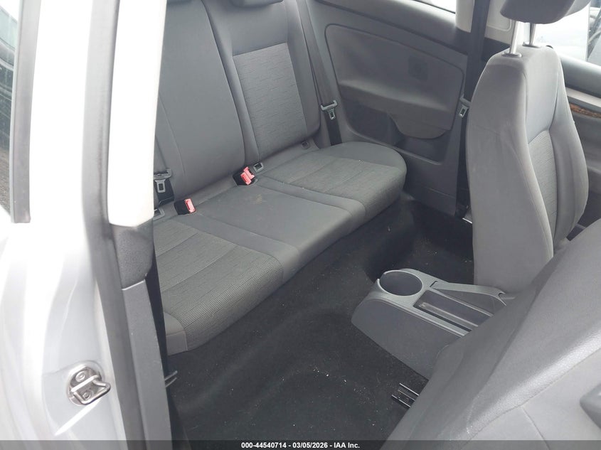 2007 Volkswagen Rabbit 2-Door VIN: WVWBR71KX7W213682 Lot: 44540714