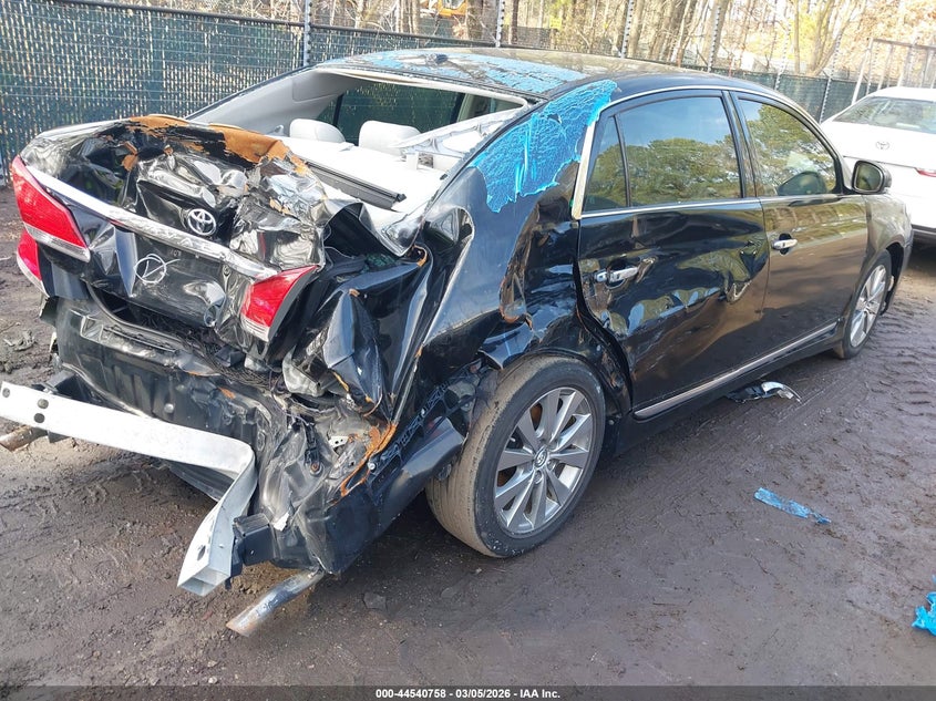 2011 Toyota Avalon Limited