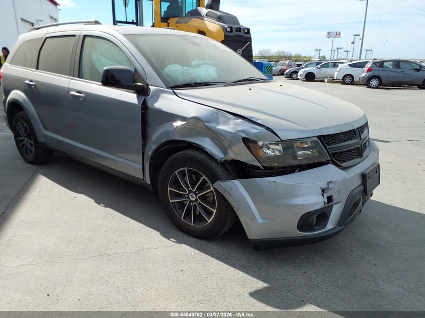 Vin: 3c4pdcbg2kt744199, lot: 45037585, dodge journey se 2019 img_1